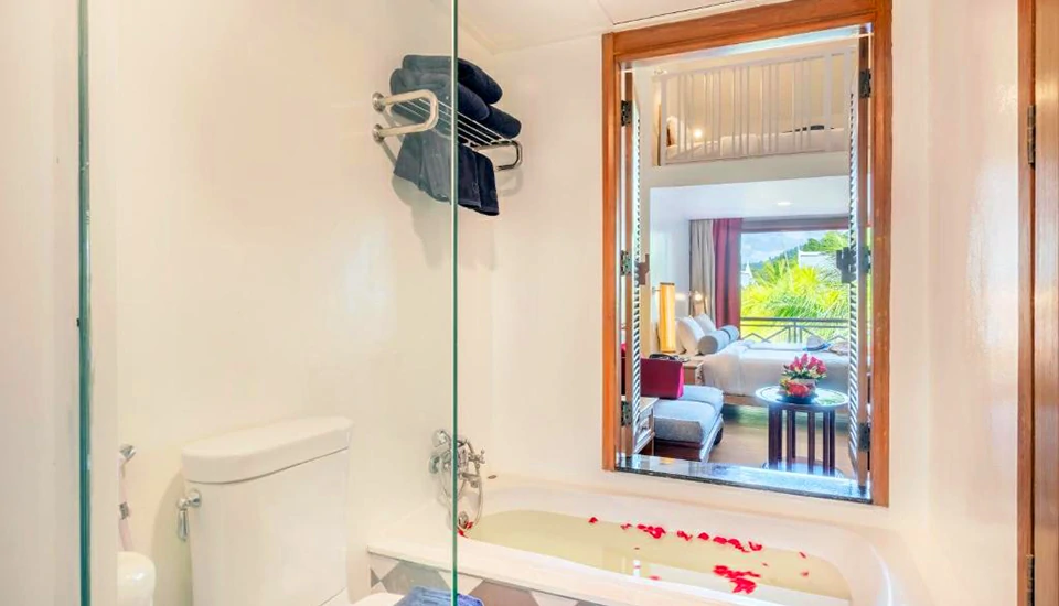 هتل چادا تای ویلیج